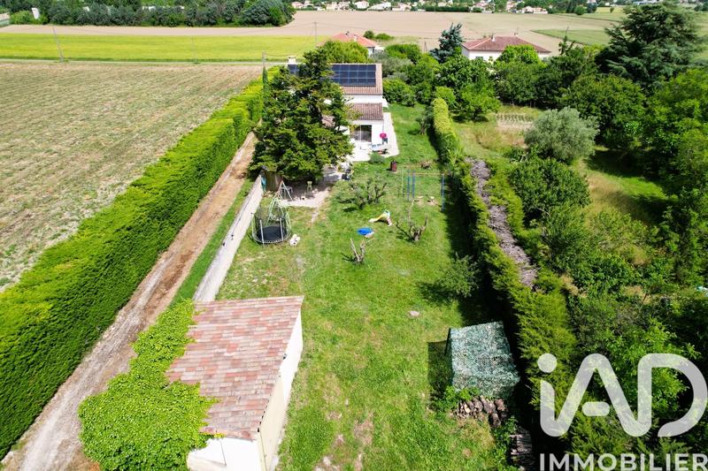 Maison - 200 m² - 6 pièces