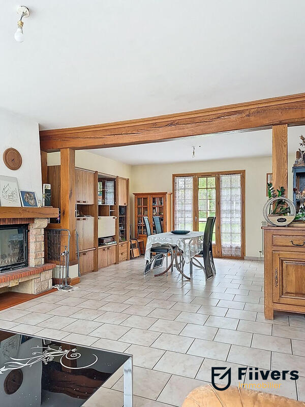 Maison - 166 m² - 7 pièces