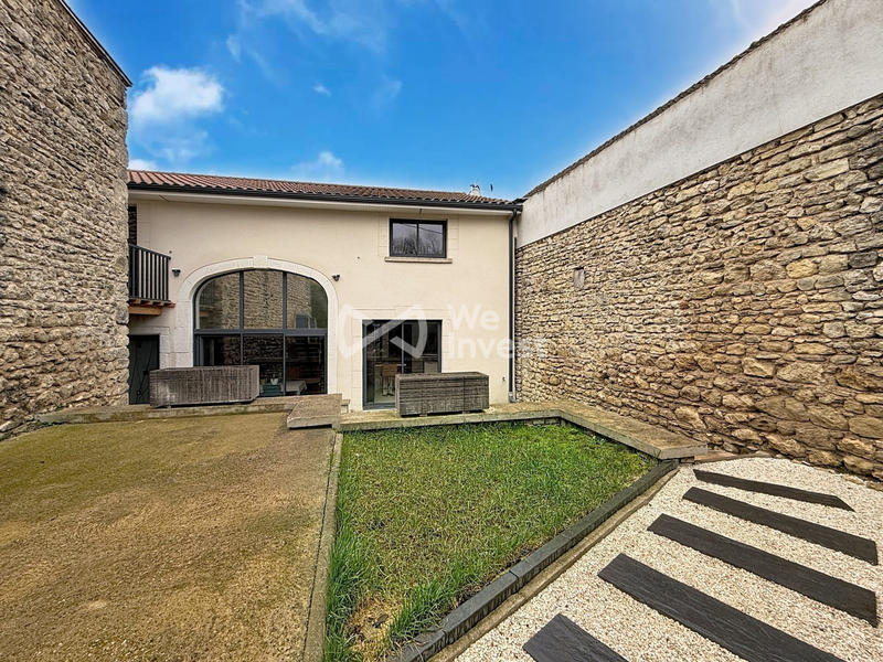 Maison - 102 m² - 4 pièces