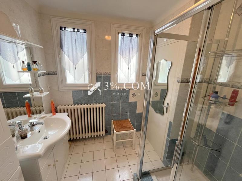 Maison - 97 m² - 5 pièces