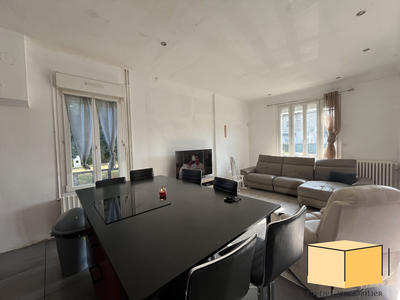 Maison - 120 m² - 5 pièces