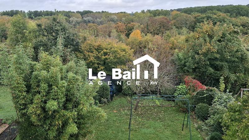 Maison - 180 m² - 8 pièces