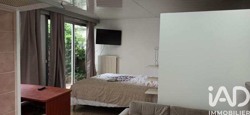 Studio - 45 m² - 1 pièce