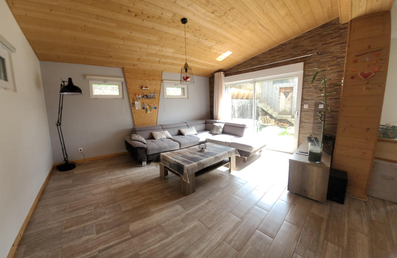 Maison - 110 m² - 4 pièces