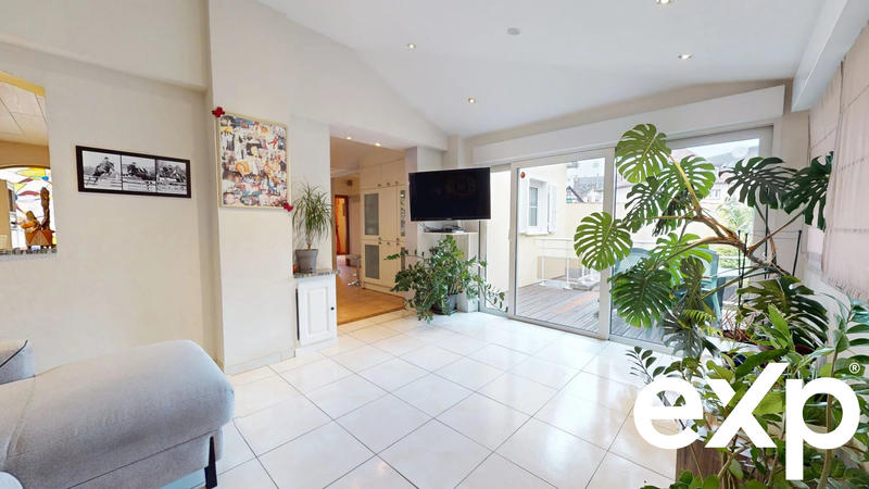 Maison - 131 m² - 7 pièces