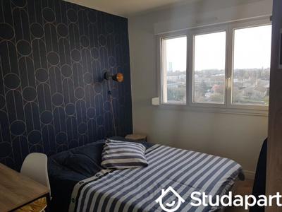 Chambre - 10 m² - 1 pièce