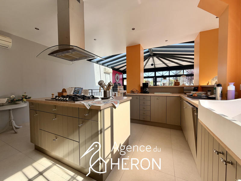 Maison - 191 m² - 7 pièces