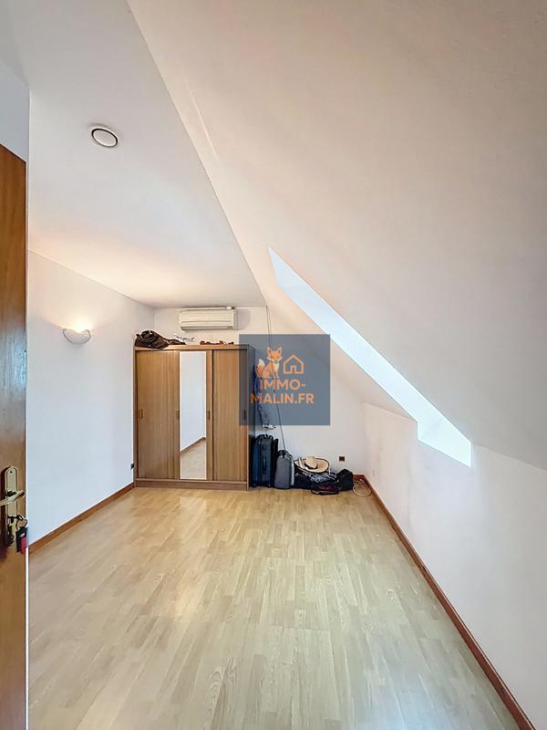 Maison - 125 m² - 7 pièces