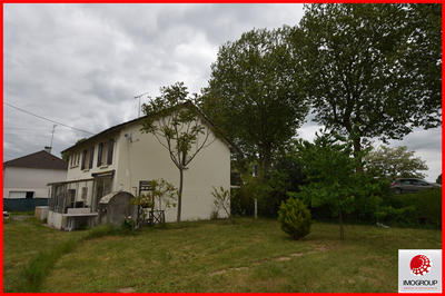 Maison - 97 m² - 5 pièces