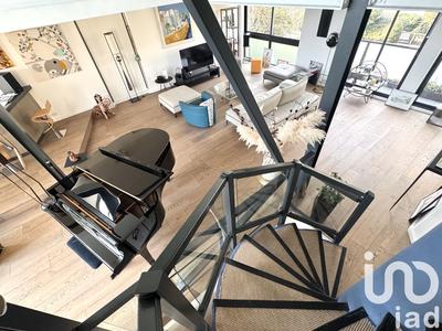 Maison de maîtres - 366 m² - 12 pièces