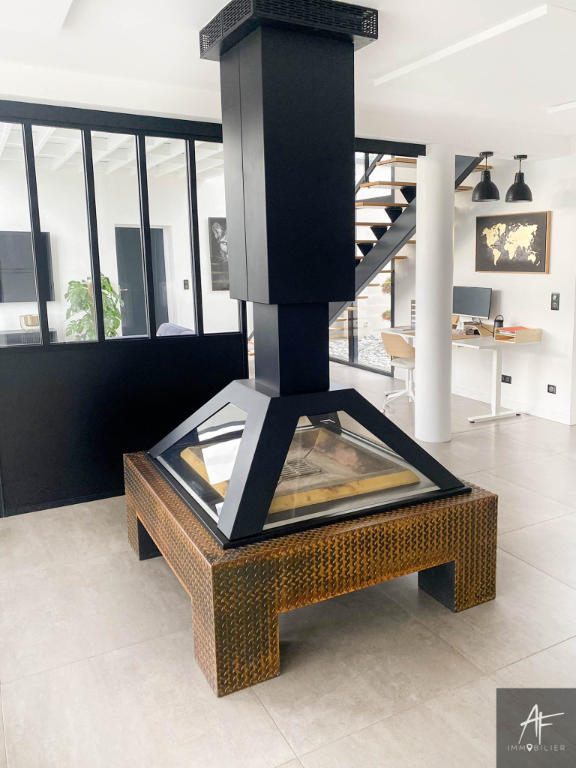 Villa - 320 m² - 8 pièces