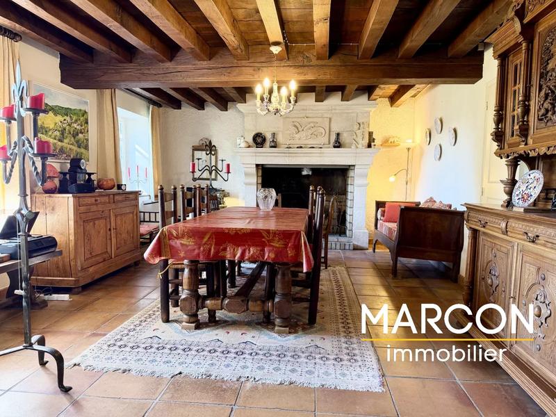 Propriété - 145 m² - 6 pièces