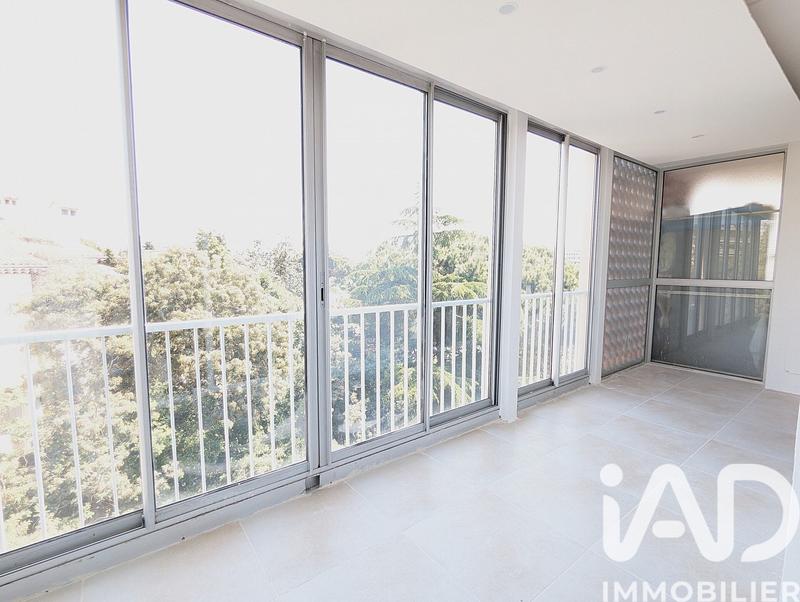 Appartement - 95 m² - 5 pièces