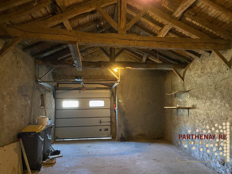 Maison - 205 m² - 5 pièces