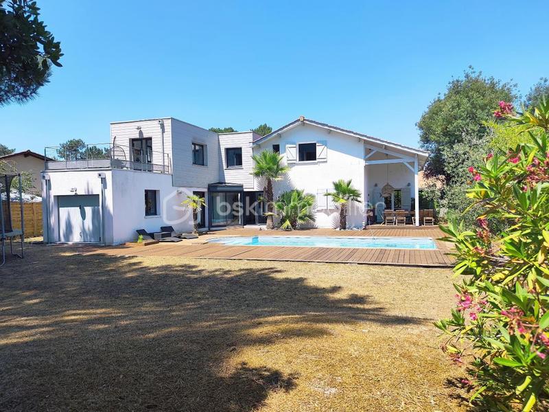 Villa - 187 m² - 6 pièces