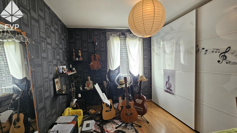 Maison - 141 m² - 6 pièces