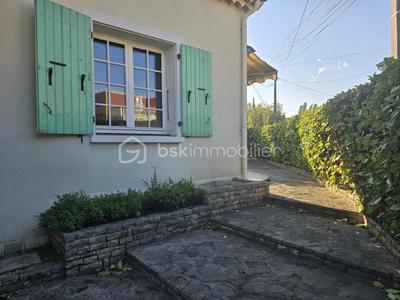 Maison - 122 m² - 5 pièces