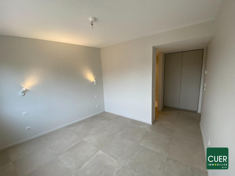 Appartement - 171 m² - 6 pièces