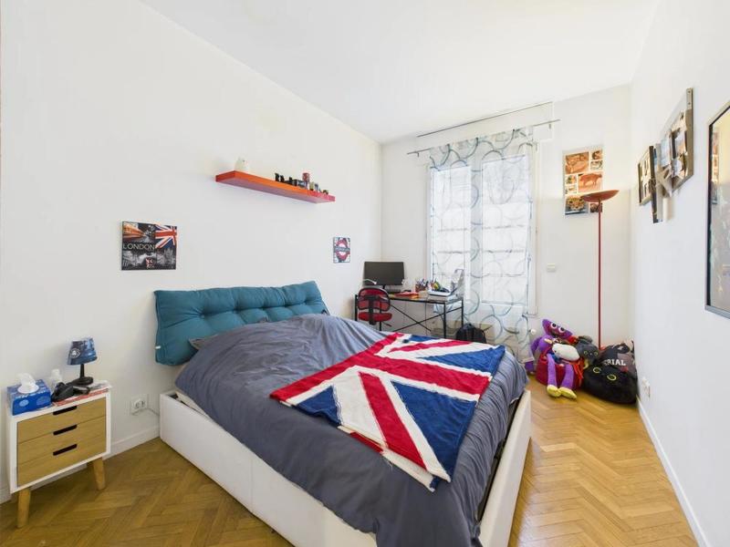 Appartement ancien - 68 m² - 3 pièces