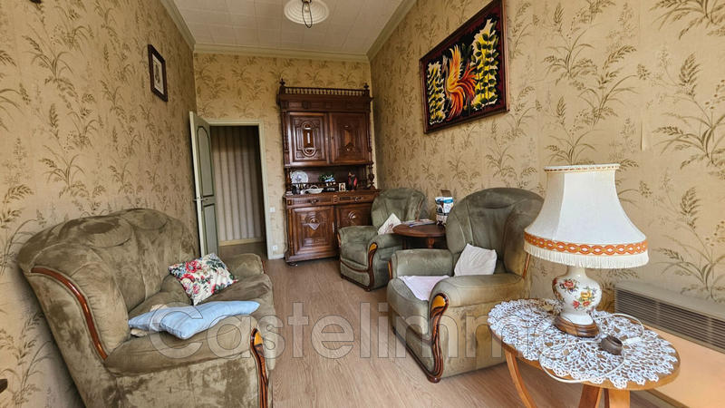 Maison - 415 m² - 10 pièces