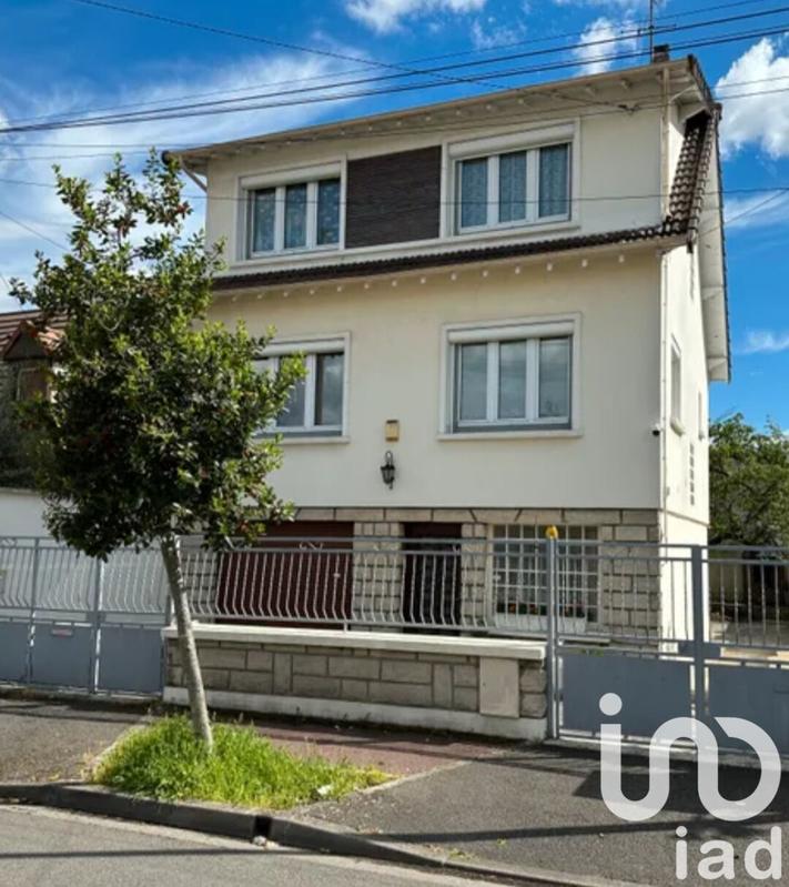 Maison - 120 m² - 4 pièces