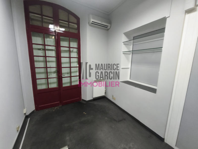 Appartement - 210 m² - 8 pièces