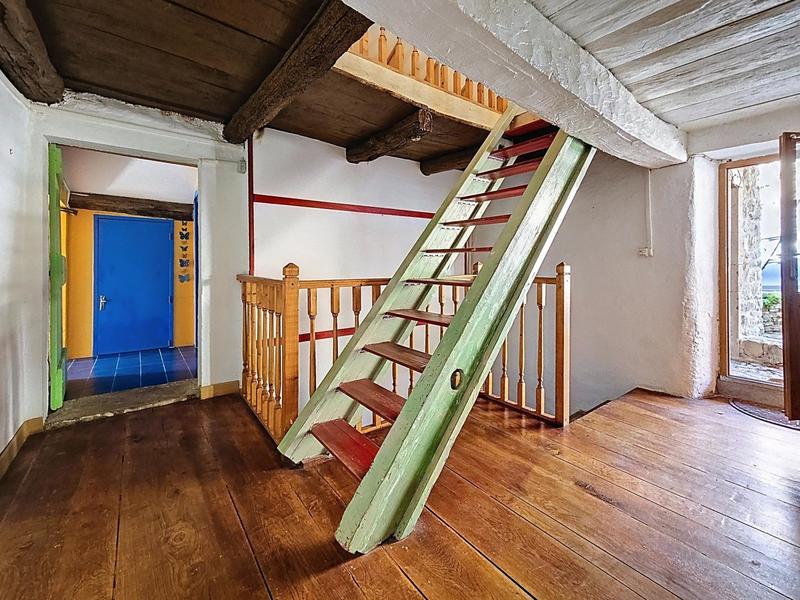 Maison de village - 300 m² - 18 pièces