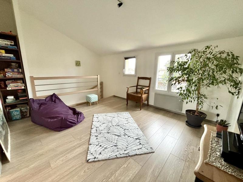 Maison - 156 m² - 6 pièces