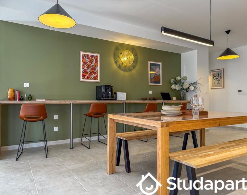 Chambre - 16 m² - 1 pièce