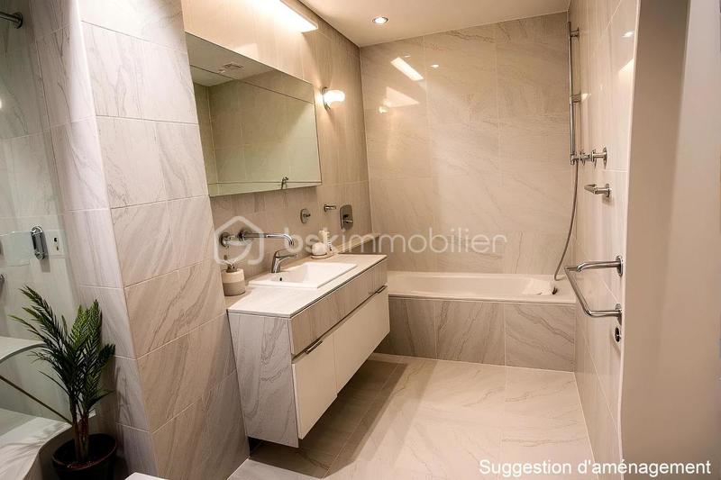 Maison traditionnelle - 107 m² - 4 pièces