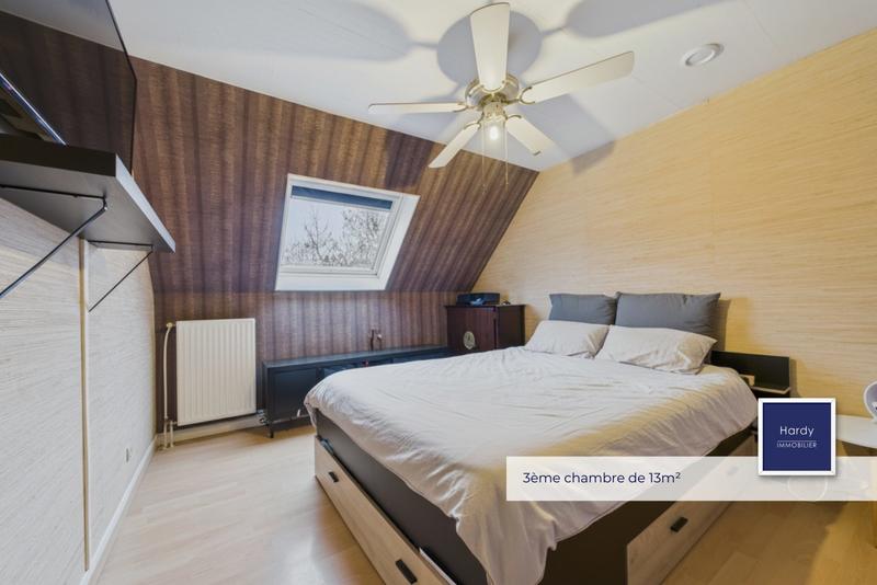 Maison - 97 m² - 6 pièces