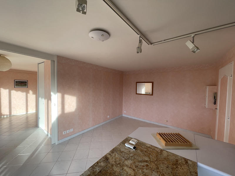 Appartement - 60 m² - 2 pièces