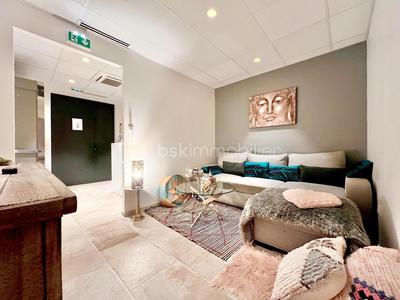 Immeuble - 783 m² - 25 pièces