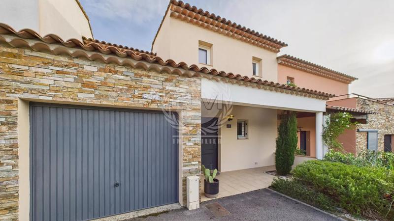 Maison - 89 m² - 3 pièces
