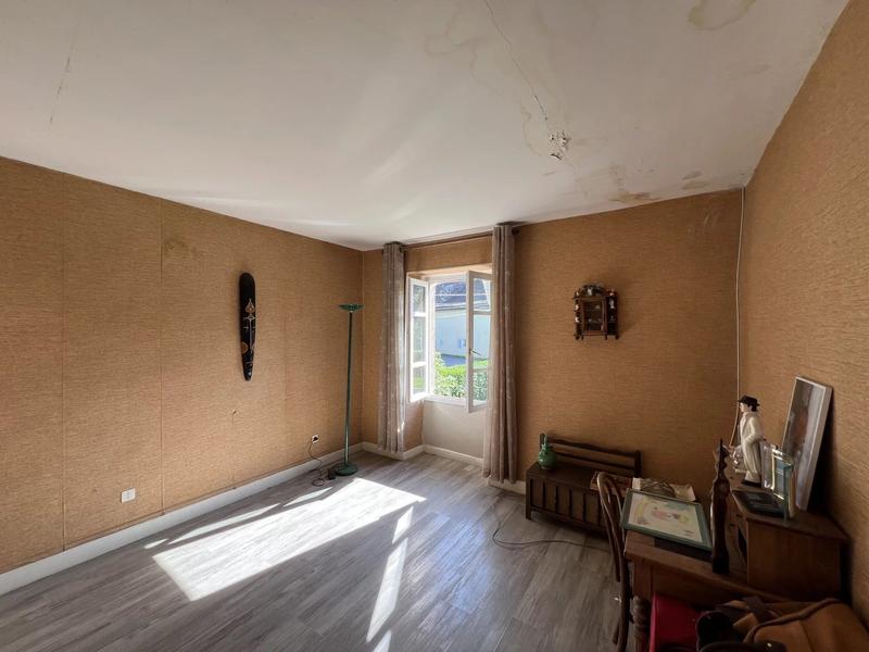 Maison - 199 m² - 7 pièces