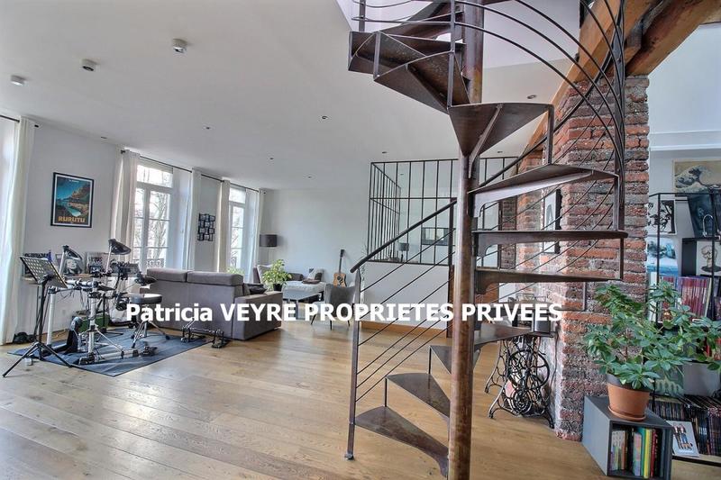 Loft - 230 m² - 7 pièces