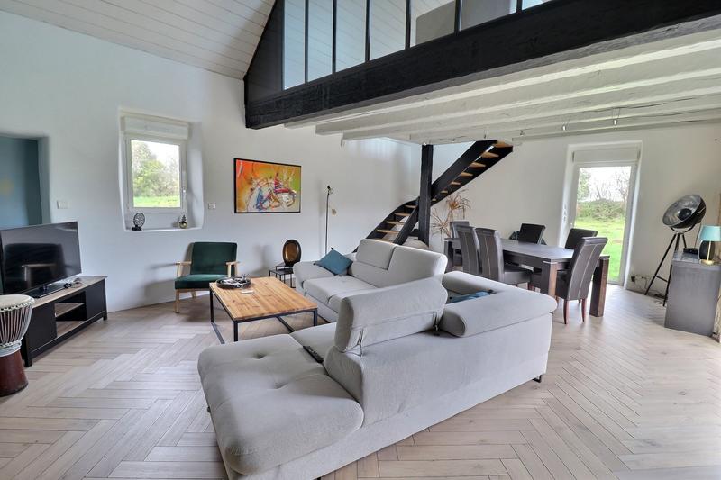 Maison - 200 m² - 7 pièces