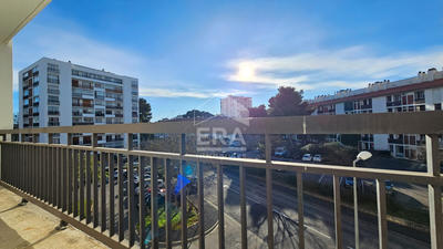 Appartement - 99 m² - 5 pièces