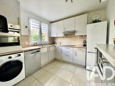 Duplex - 65 m² - 4 pièces