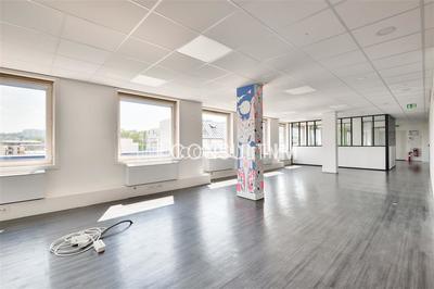Bureau - 303 m²