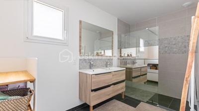 Maison - 86 m² - 4 pièces