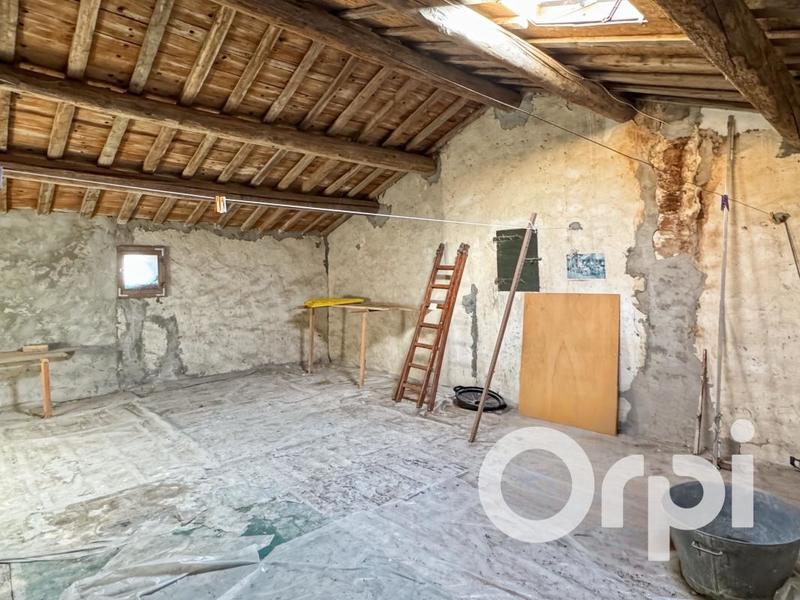 Maison - 166 m² - 7 pièces