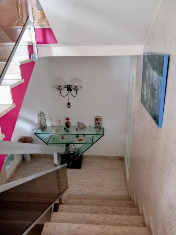 Maison - 220 m² - 9 pièces