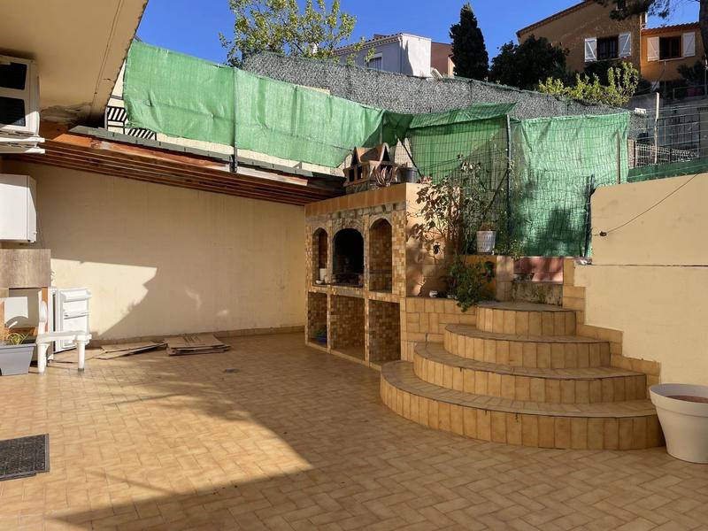 Maison - 170 m² - 10 pièces