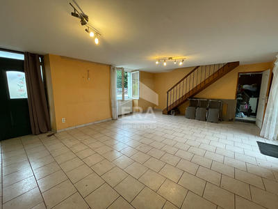 Maison - 167 m² - 4 pièces