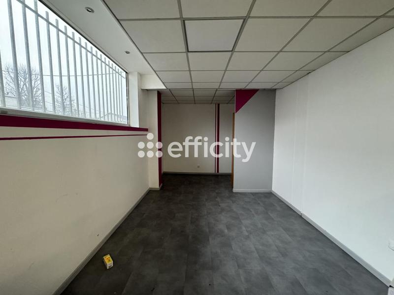 Bureau - 2 000 m² - 30 pièces