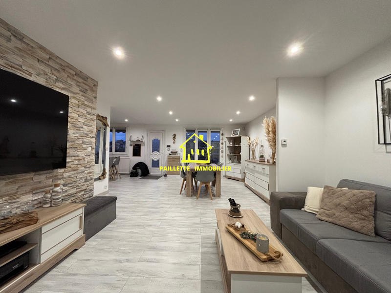 Maison - 92 m² - 4 pièces