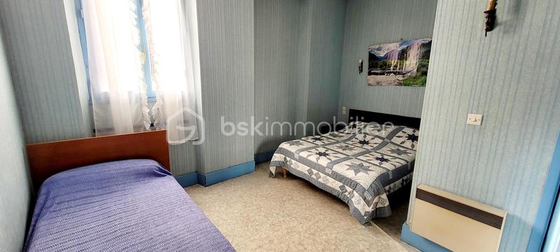 Maison ancienne - 243 m² - 15 pièces