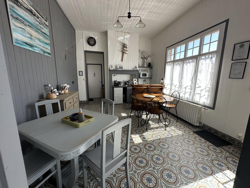 Maison ancienne - 231 m² - 9 pièces