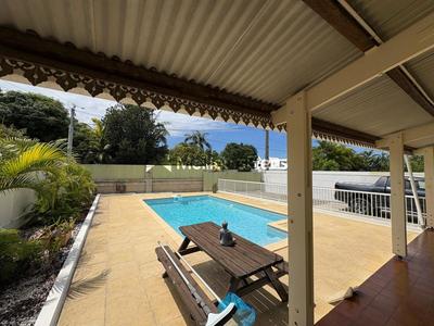 Maison - 110 m² - 6 pièces